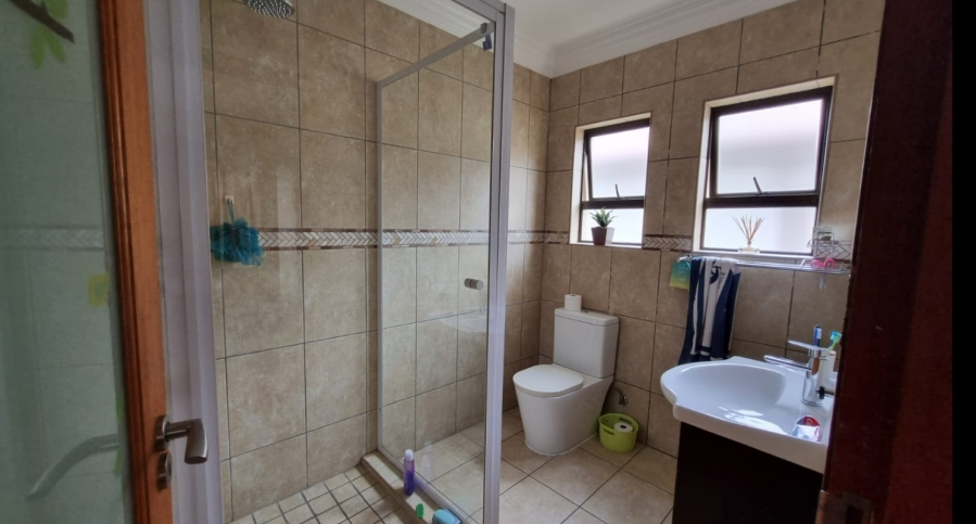 To Let 5 Bedroom Property for Rent in Brooklands Lifestyle Estate Gauteng