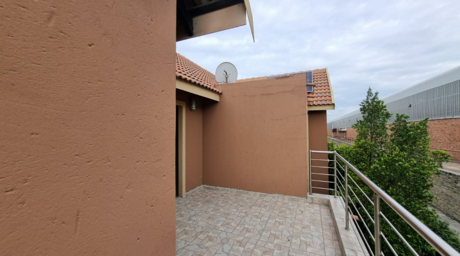 To Let 5 Bedroom Property for Rent in Brooklands Lifestyle Estate Gauteng