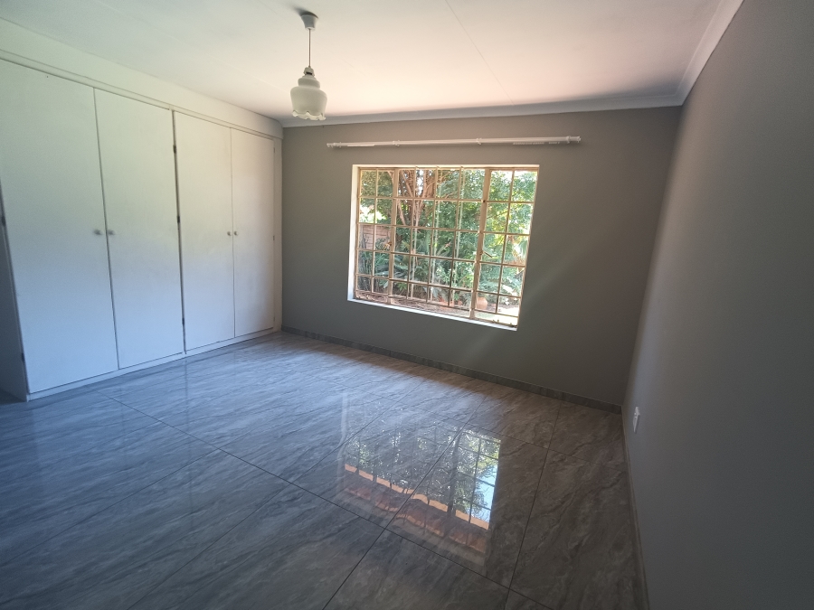 3 Bedroom Property for Sale in Dorandia Gauteng