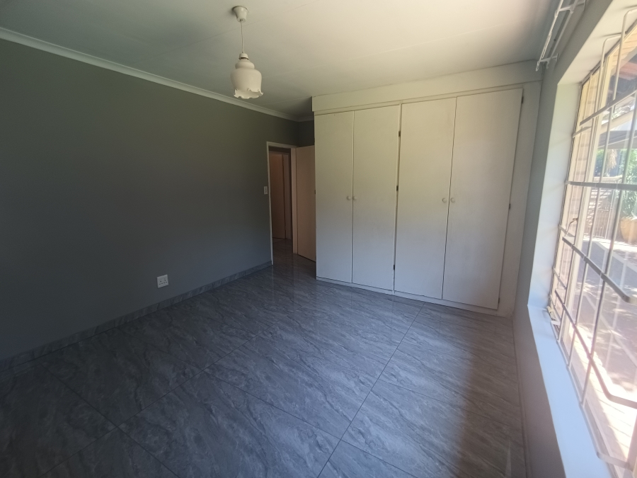 3 Bedroom Property for Sale in Dorandia Gauteng