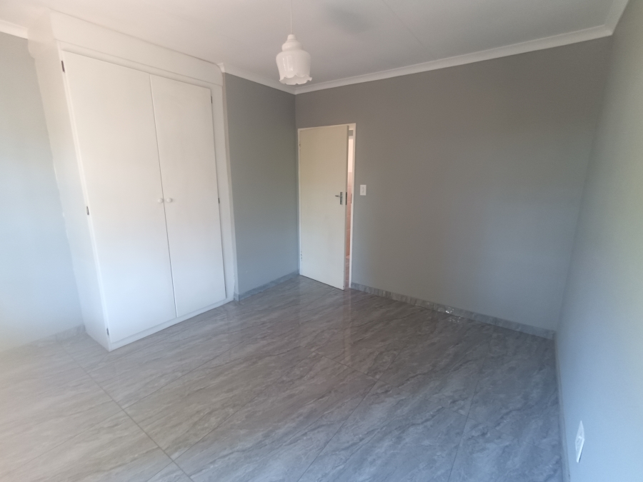 3 Bedroom Property for Sale in Dorandia Gauteng