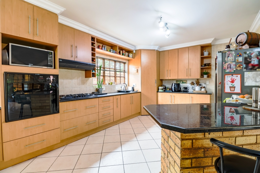 3 Bedroom Property for Sale in Thatchfield Estate Gauteng