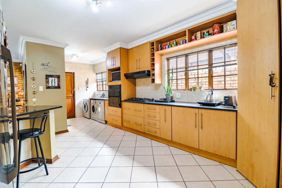 3 Bedroom Property for Sale in Thatchfield Estate Gauteng