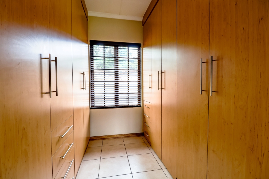 3 Bedroom Property for Sale in Thatchfield Estate Gauteng