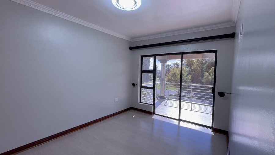 5 Bedroom Property for Sale in Helderwyk Gauteng