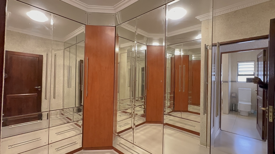 5 Bedroom Property for Sale in Helderwyk Gauteng