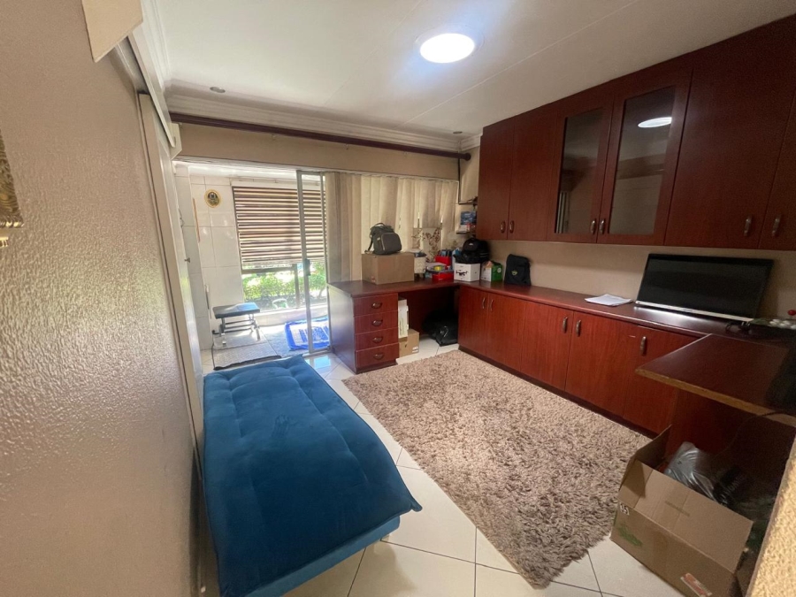 3 Bedroom Property for Sale in Lakefield Gauteng