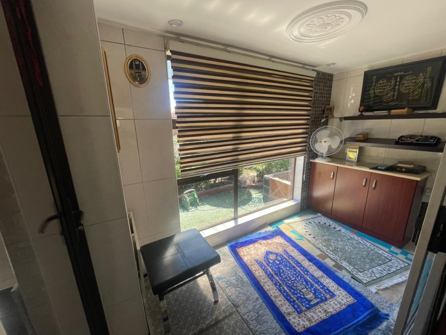 3 Bedroom Property for Sale in Lakefield Gauteng