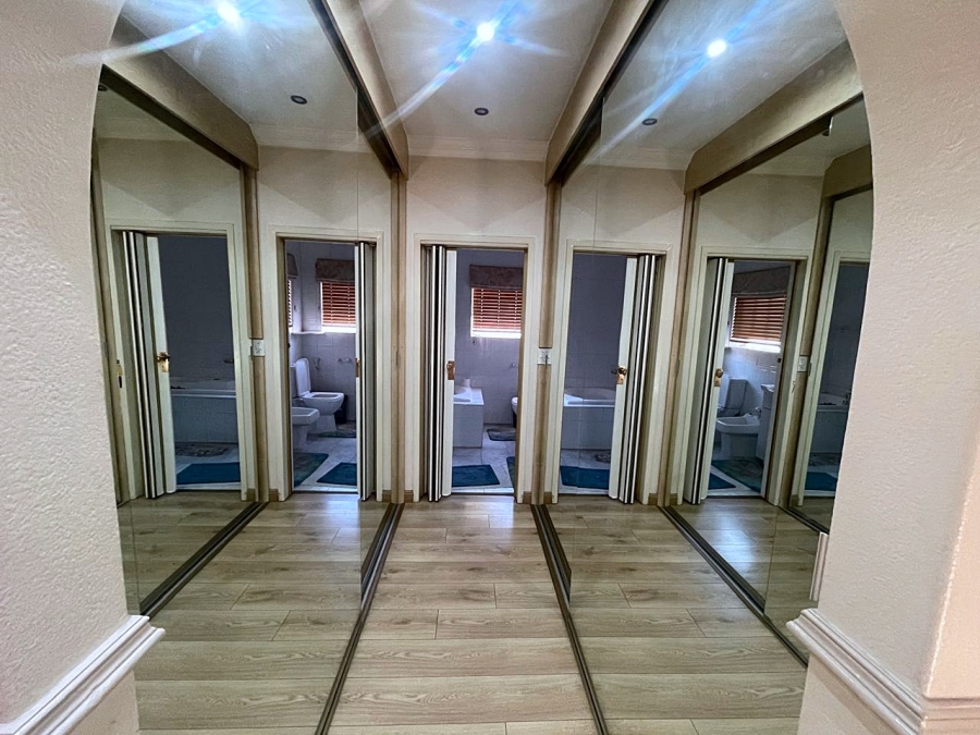 3 Bedroom Property for Sale in Lakefield Gauteng