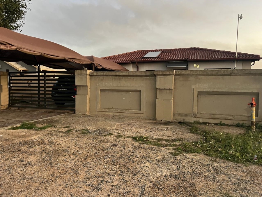 3 Bedroom Property for Sale in Sharon Park Gauteng