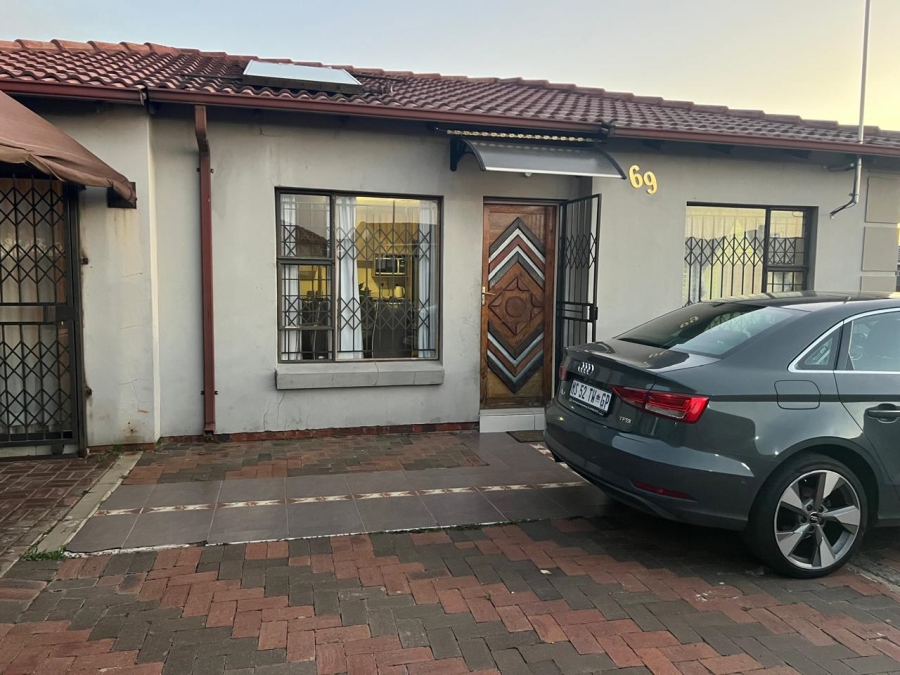 3 Bedroom Property for Sale in Sharon Park Gauteng