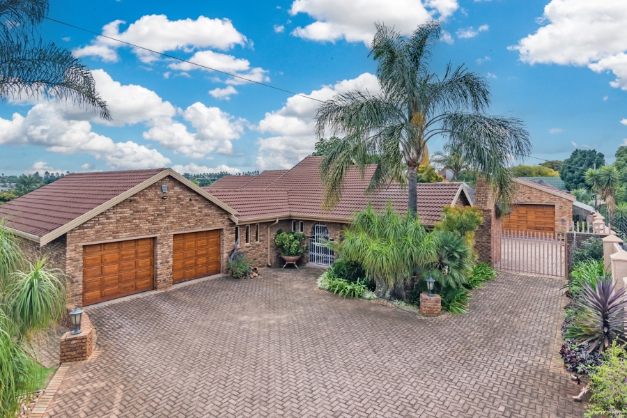4 Bedroom Property for Sale in Rant En Dal Gauteng