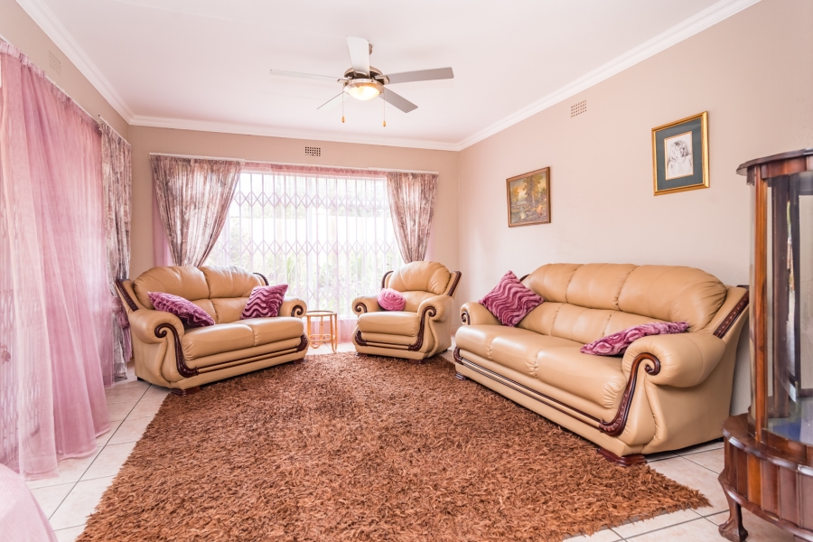 4 Bedroom Property for Sale in Rant En Dal Gauteng