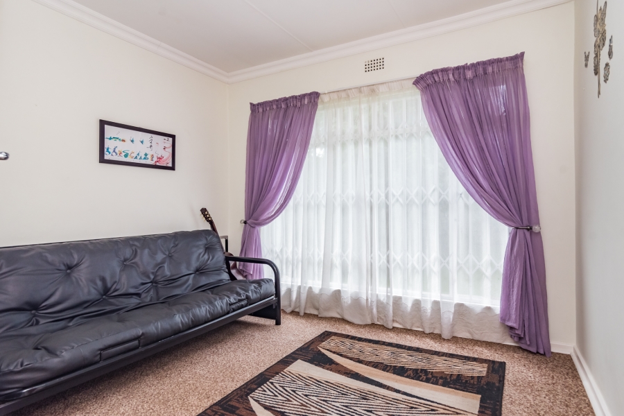 4 Bedroom Property for Sale in Rant En Dal Gauteng