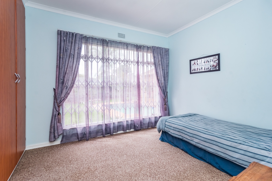 4 Bedroom Property for Sale in Rant En Dal Gauteng