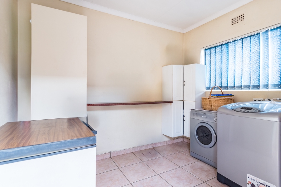 4 Bedroom Property for Sale in Rant En Dal Gauteng