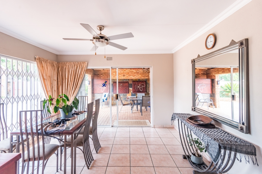 4 Bedroom Property for Sale in Rant En Dal Gauteng