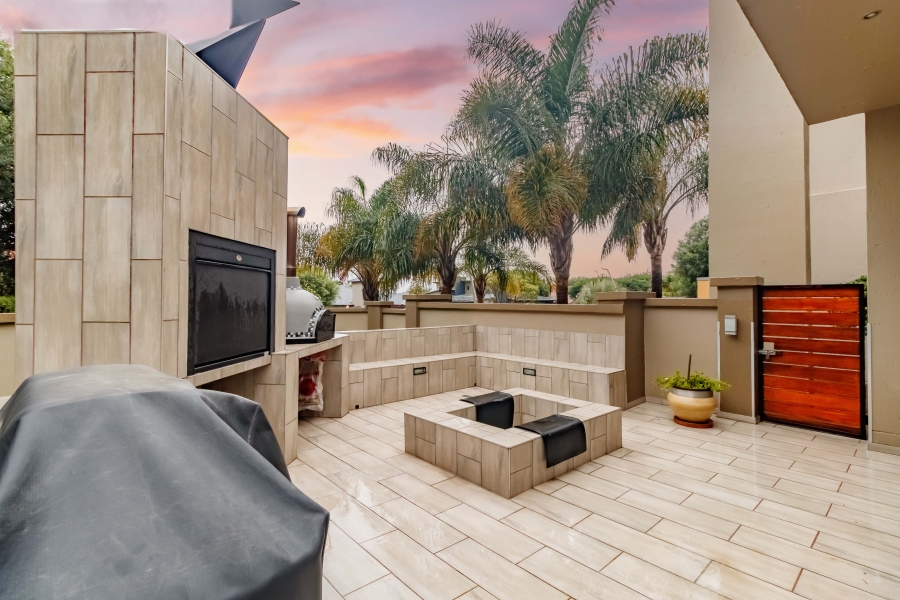 4 Bedroom Property for Sale in Midstream Estate Gauteng