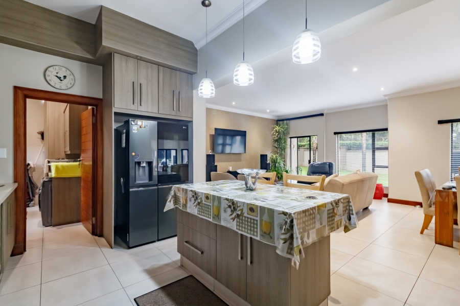 4 Bedroom Property for Sale in Midstream Estate Gauteng