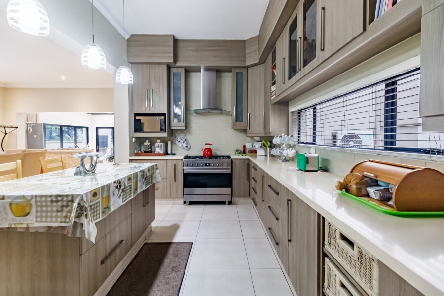 4 Bedroom Property for Sale in Midstream Estate Gauteng