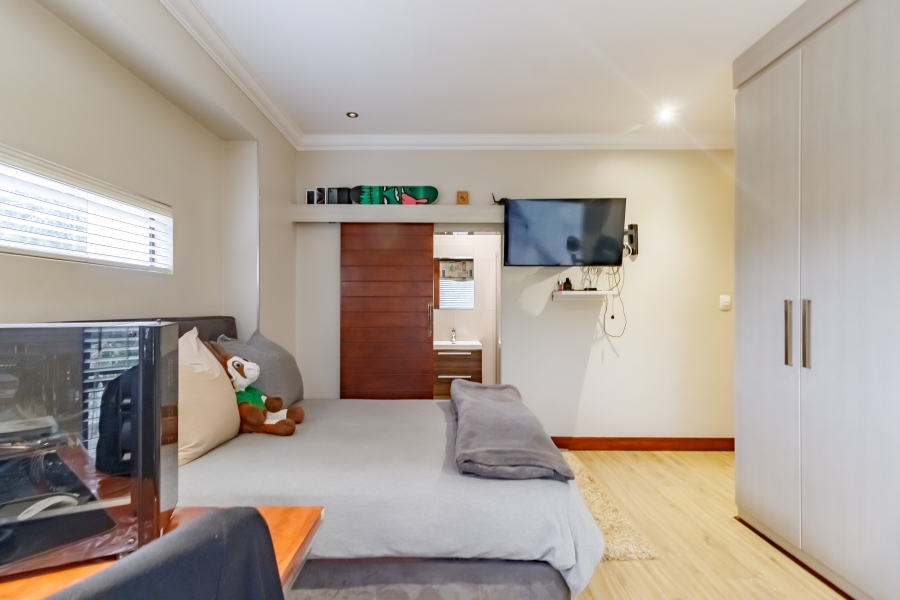 4 Bedroom Property for Sale in Midstream Estate Gauteng