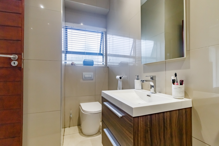 4 Bedroom Property for Sale in Midstream Estate Gauteng