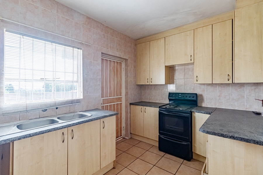 3 Bedroom Property for Sale in Noordwyk Gauteng