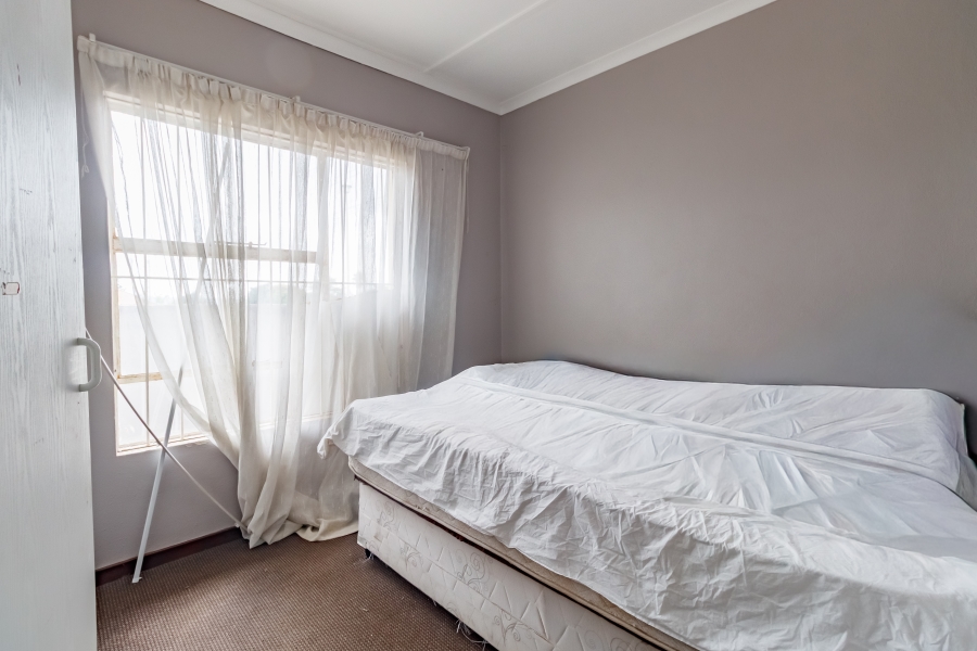 3 Bedroom Property for Sale in Noordwyk Gauteng