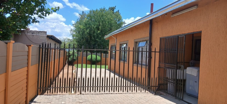 3 Bedroom Property for Sale in Vanderbijlpark CW 4 Gauteng