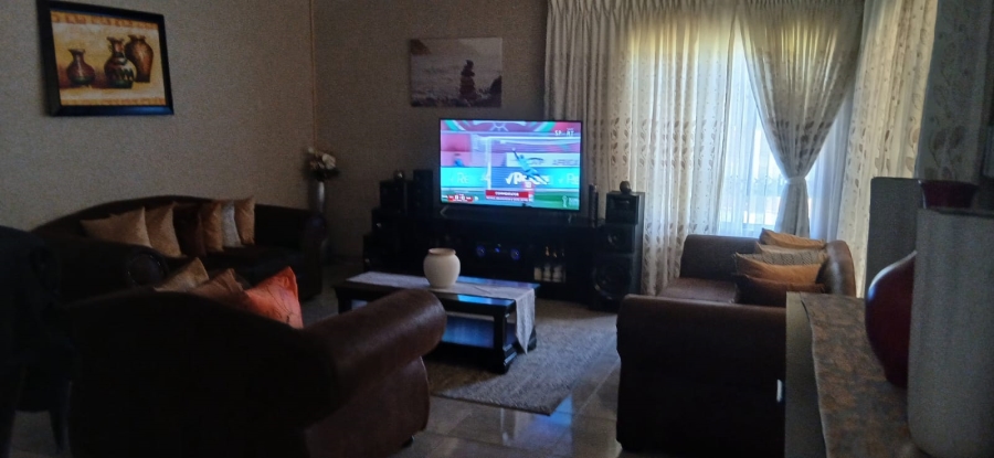 3 Bedroom Property for Sale in Vanderbijlpark CW 4 Gauteng