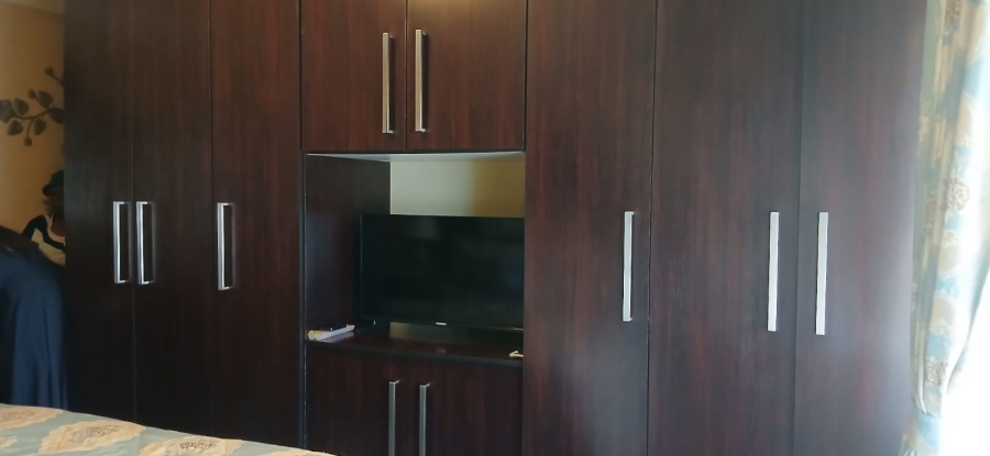 3 Bedroom Property for Sale in Vanderbijlpark CW 4 Gauteng