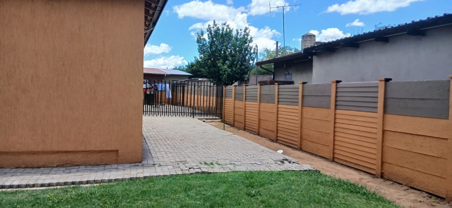 3 Bedroom Property for Sale in Vanderbijlpark CW 4 Gauteng