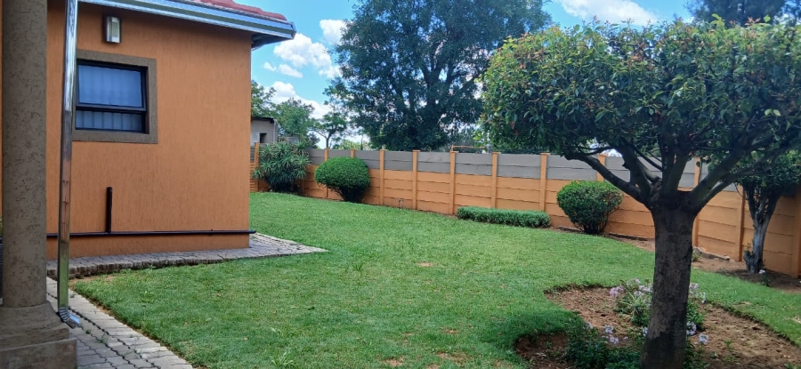 3 Bedroom Property for Sale in Vanderbijlpark CW 4 Gauteng