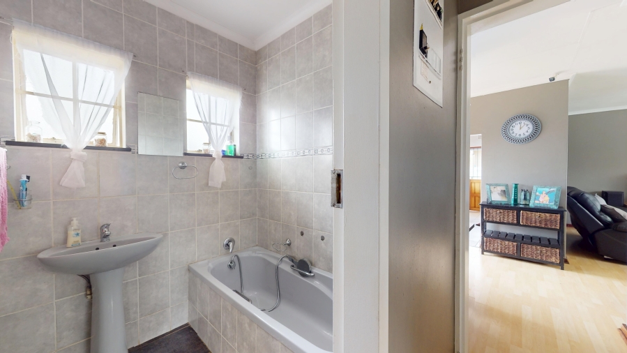 3 Bedroom Property for Sale in Witkoppie Ridge Gauteng