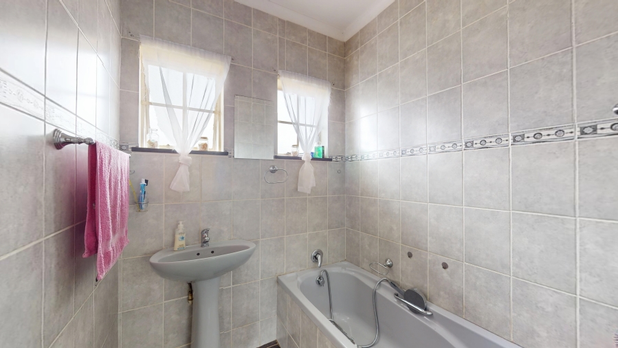 3 Bedroom Property for Sale in Witkoppie Ridge Gauteng