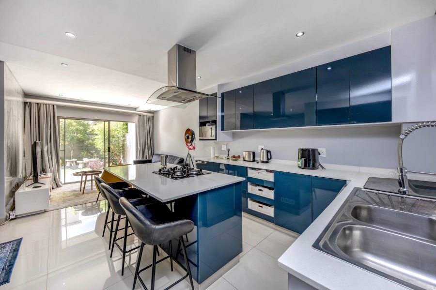 3 Bedroom Property for Sale in Broadacres Gauteng