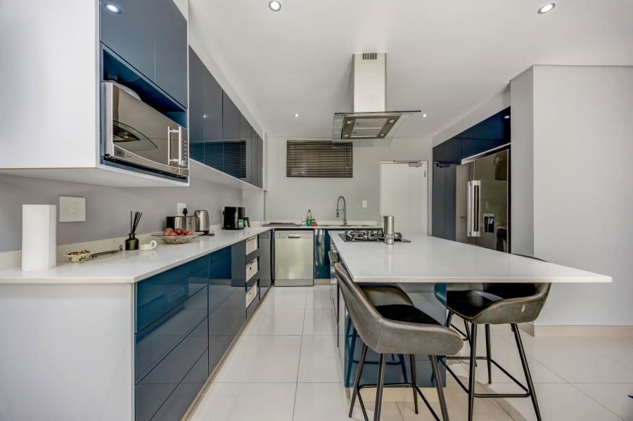 3 Bedroom Property for Sale in Broadacres Gauteng