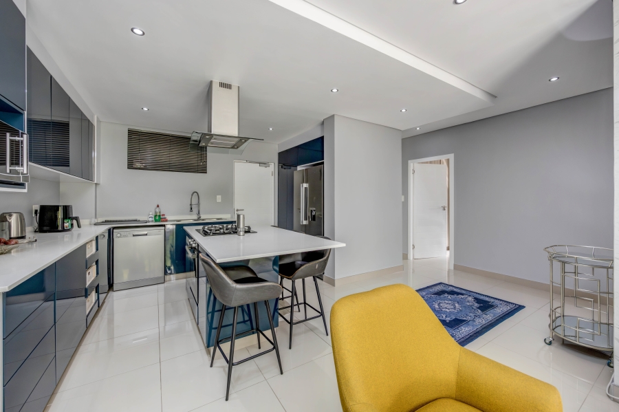 3 Bedroom Property for Sale in Broadacres Gauteng