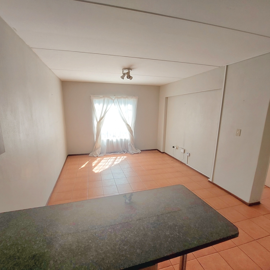 2 Bedroom Property for Sale in Ravenswood Gauteng