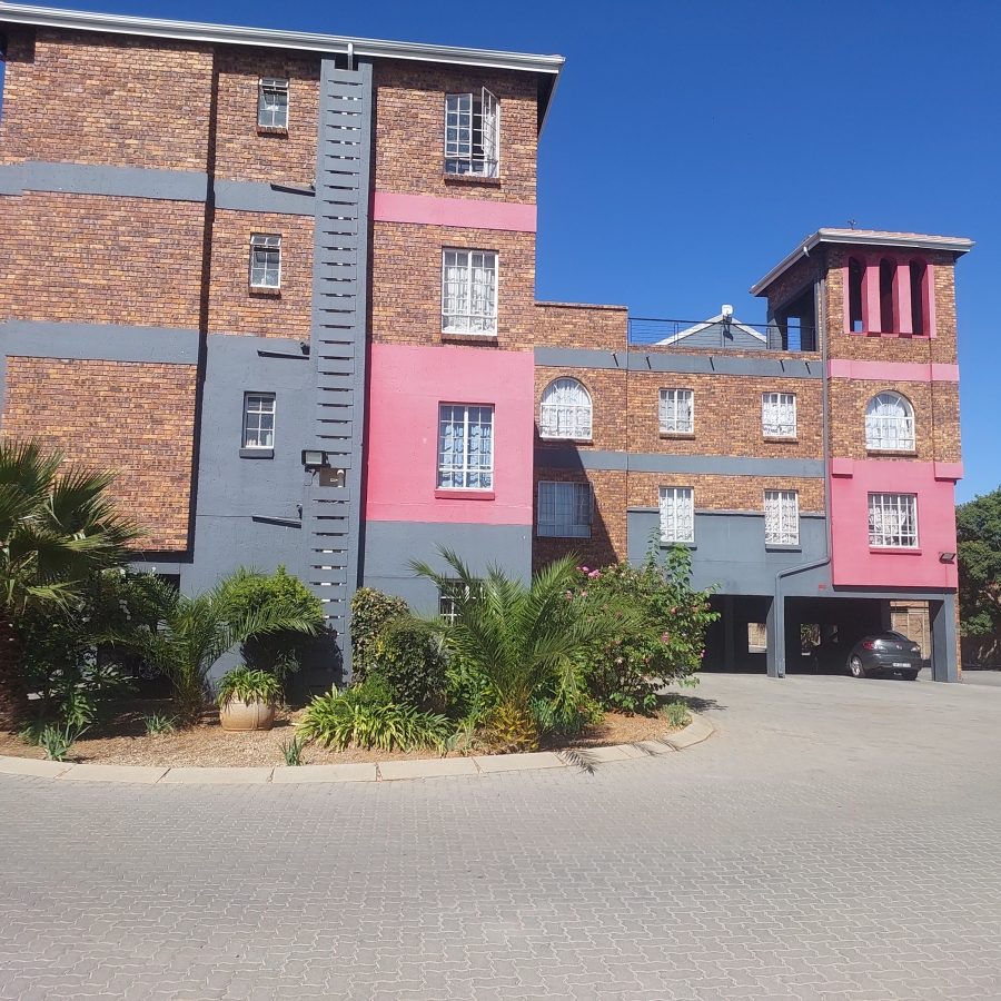 2 Bedroom Property for Sale in Ravenswood Gauteng