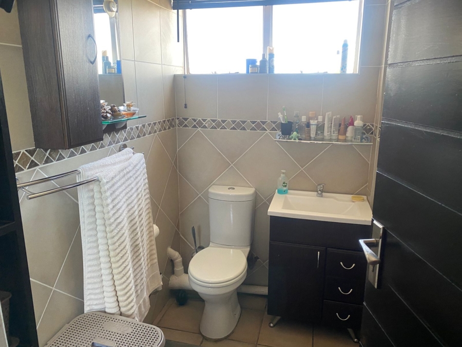 2 Bedroom Property for Sale in Eastleigh Gauteng