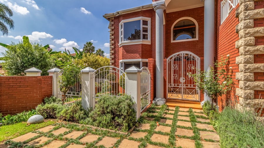 3 Bedroom Property for Sale in Bedfordview Gauteng