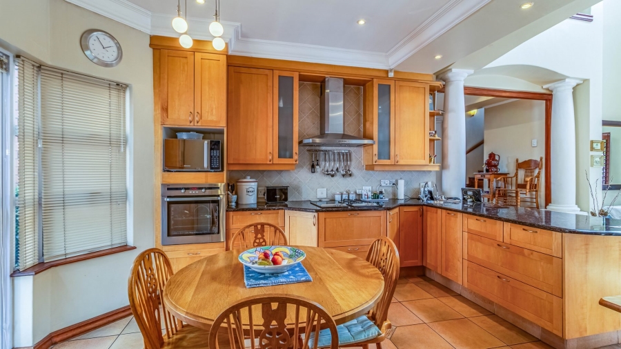 3 Bedroom Property for Sale in Bedfordview Gauteng