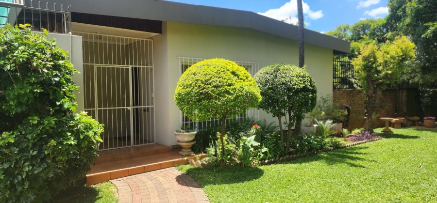 7 Bedroom Property for Sale in Pretoria North Gauteng