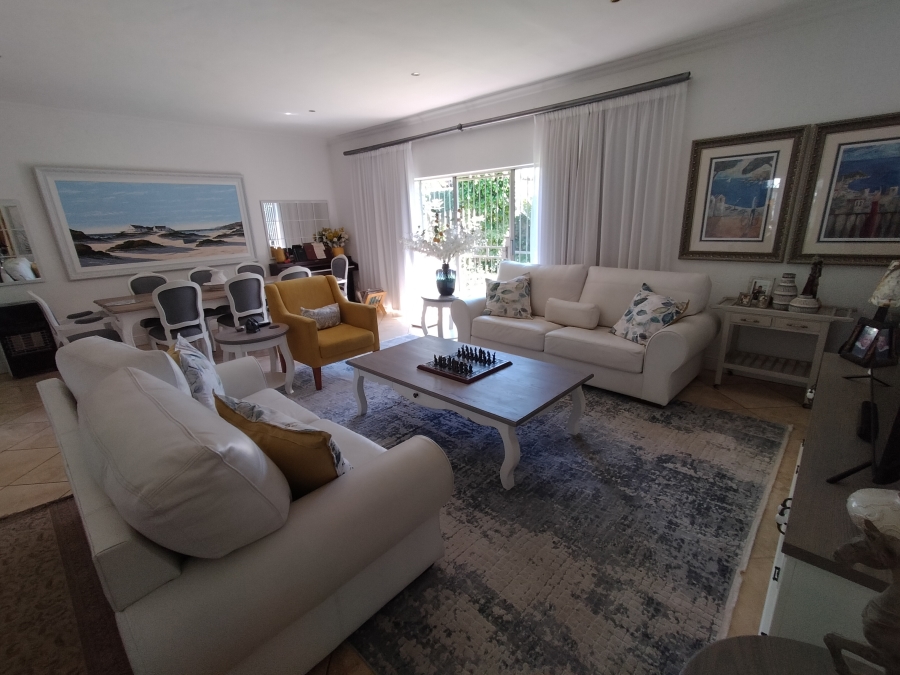 7 Bedroom Property for Sale in Pretoria North Gauteng