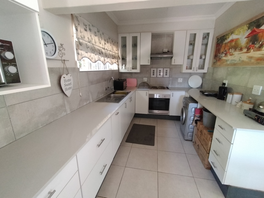 7 Bedroom Property for Sale in Pretoria North Gauteng