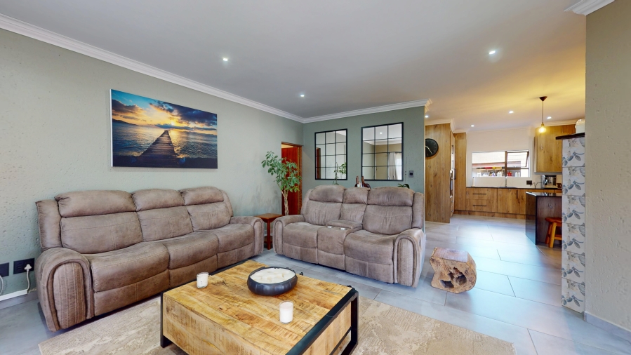 3 Bedroom Property for Sale in Sunward Park Gauteng