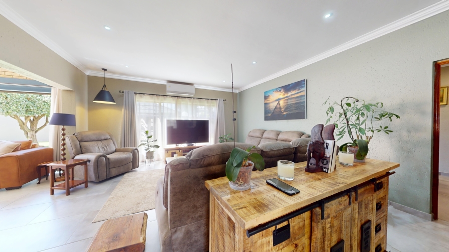 3 Bedroom Property for Sale in Sunward Park Gauteng