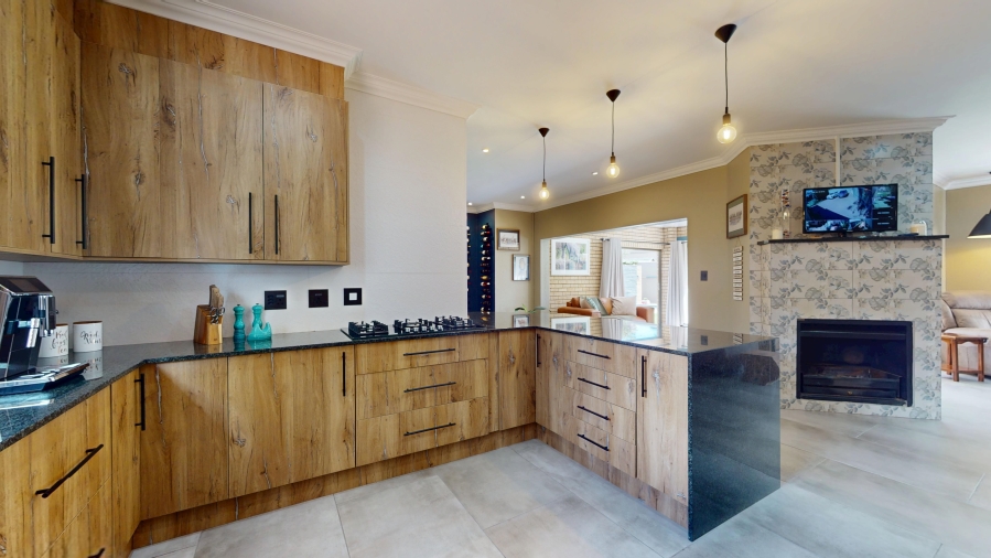 3 Bedroom Property for Sale in Sunward Park Gauteng