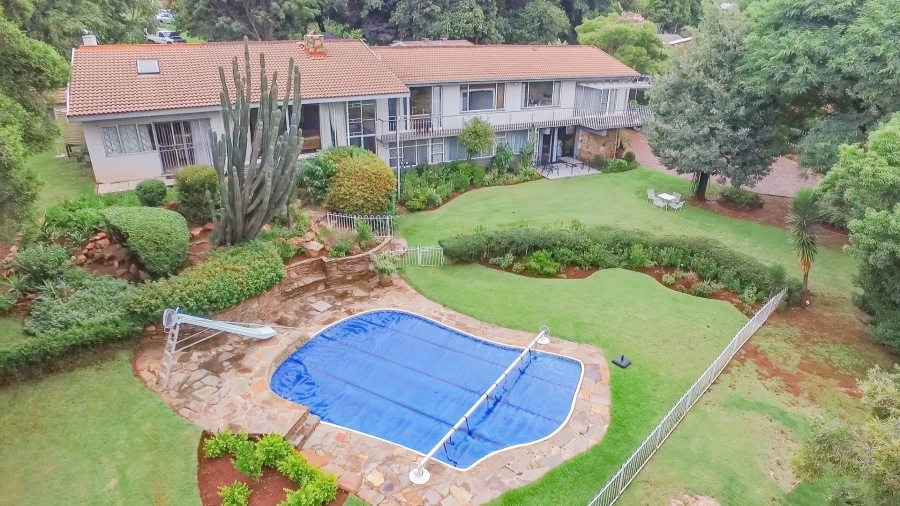 5 Bedroom Property for Sale in Bedford Gardens Gauteng